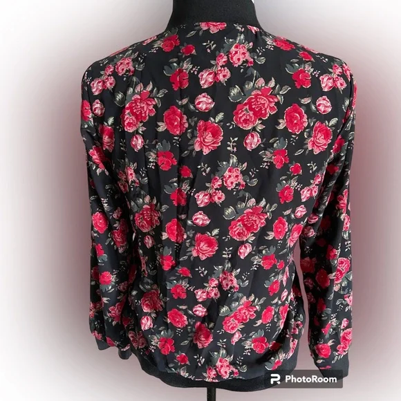 LILIE ROSE PARIS - Picture 3 of 8